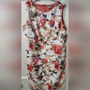 Chic Floral Sleeveless Midi Dress